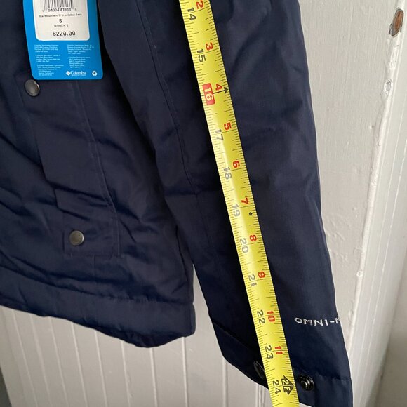 Firm. NWT Columbia Suttle Mountain Thermal Winter Coat Parka. Navy Women's SMALL - Picture 10 of 11